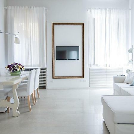 Triton Place Рим Екстер'єр фото